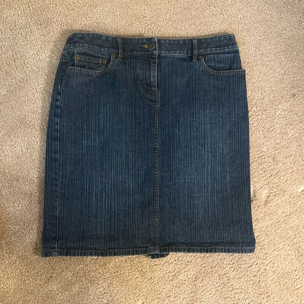 Knee length Ann Taylor loft Jean skirt